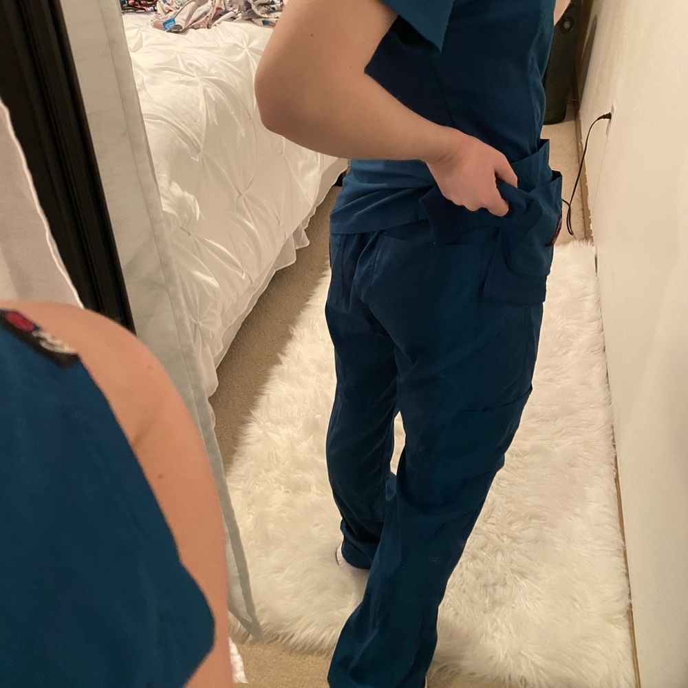 Scrub set - Picture 5 of 6